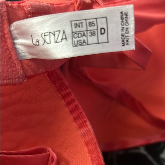 La SENZA Pink Bra Intimates & Sleepwear - Picture 2 of 2